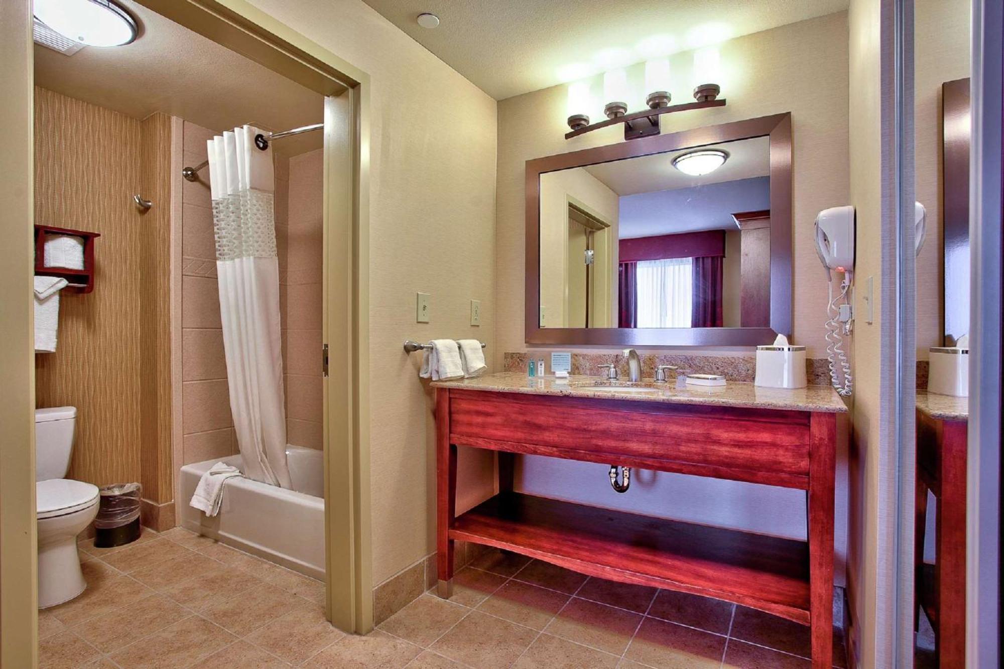 Hampton Inn & Suites Scottsdale At Talking Stick מראה חיצוני תמונה