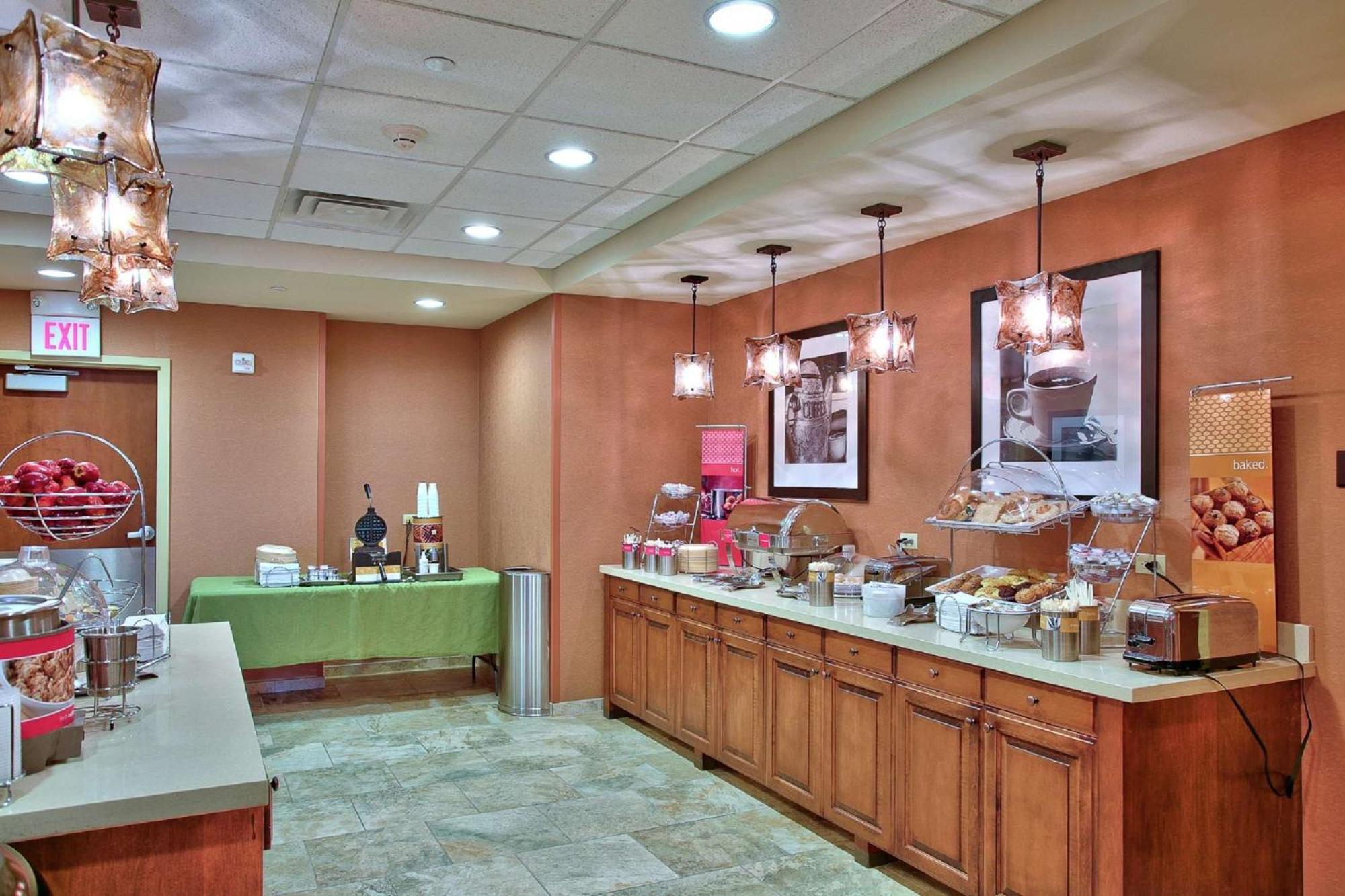 Hampton Inn & Suites Scottsdale At Talking Stick מראה חיצוני תמונה