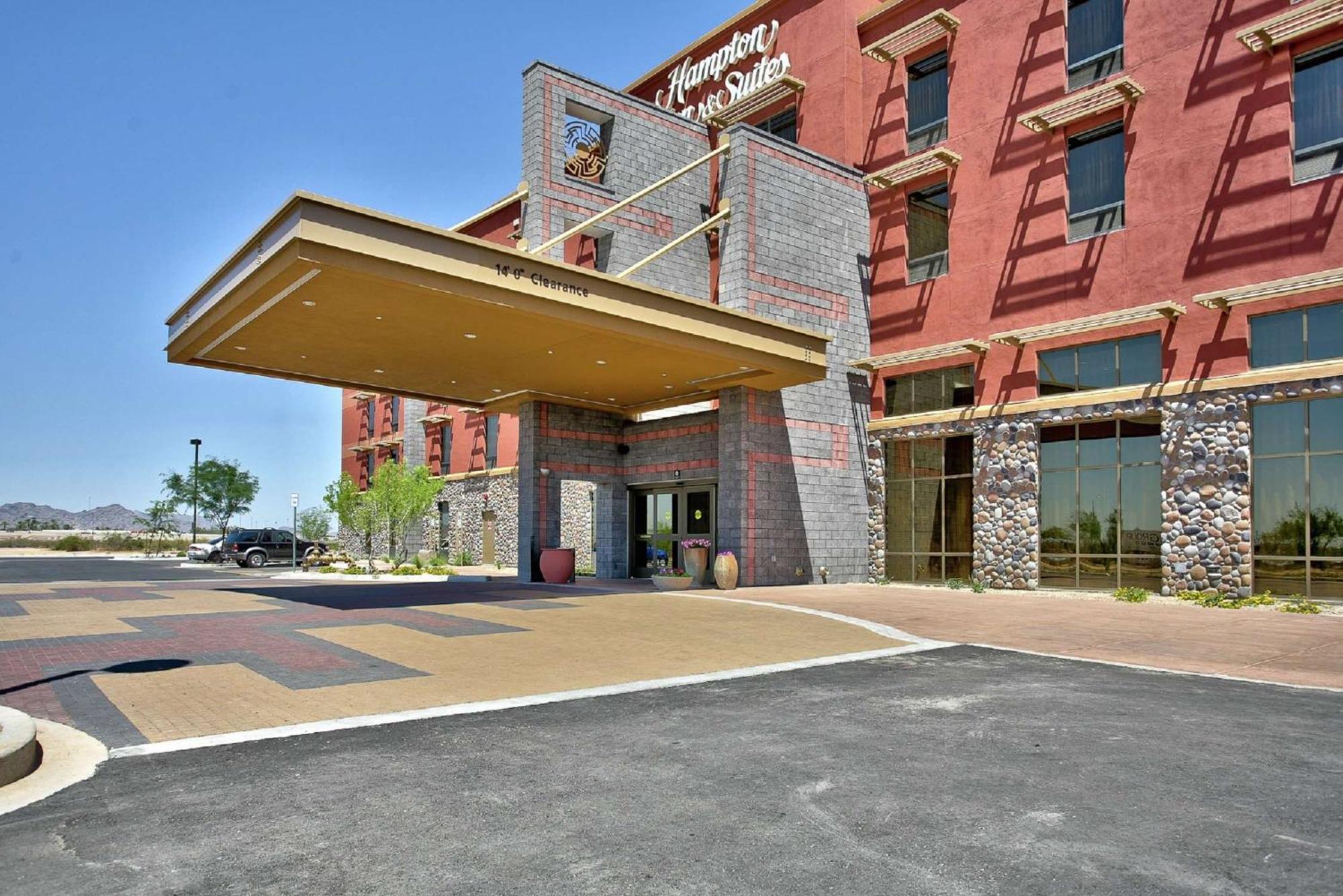 Hampton Inn & Suites Scottsdale At Talking Stick מראה חיצוני תמונה