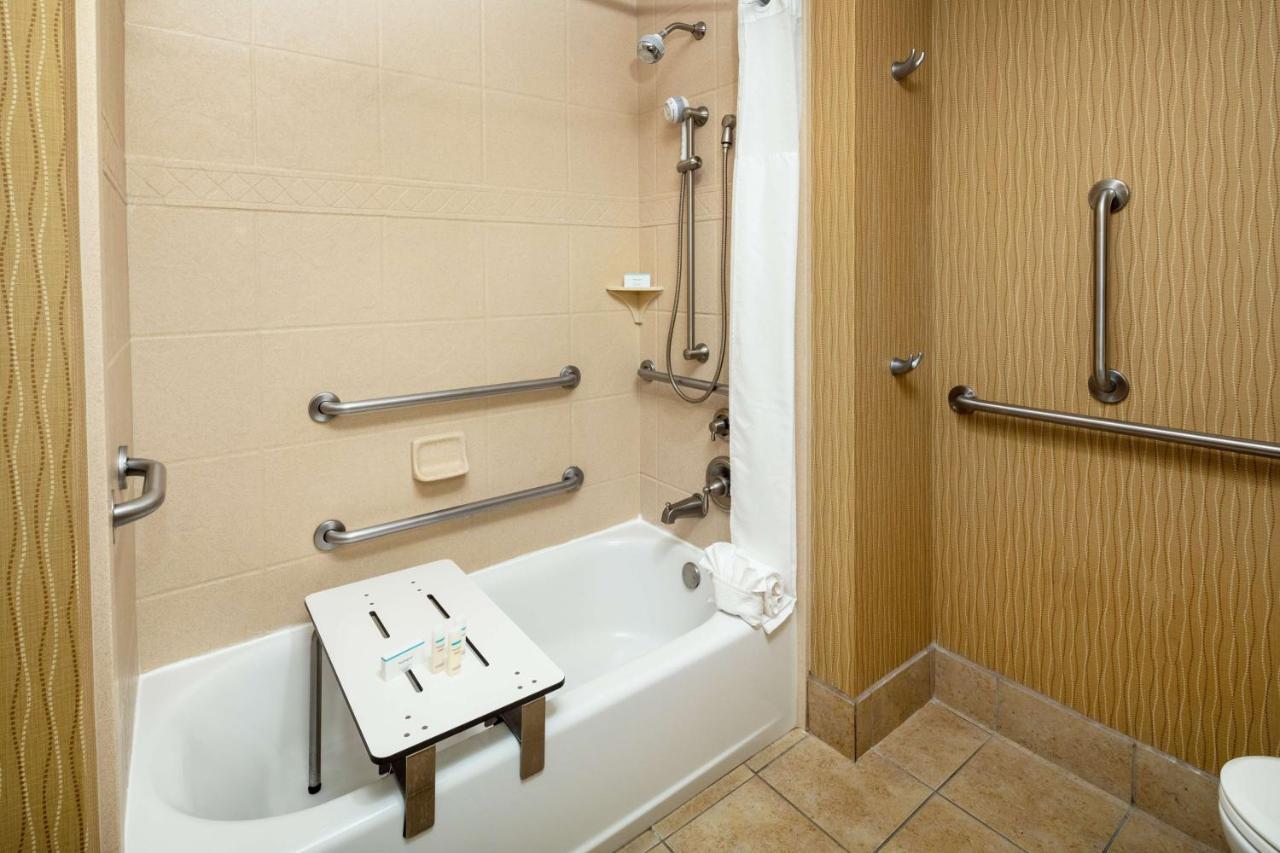 Hampton Inn & Suites Scottsdale At Talking Stick מראה חיצוני תמונה
